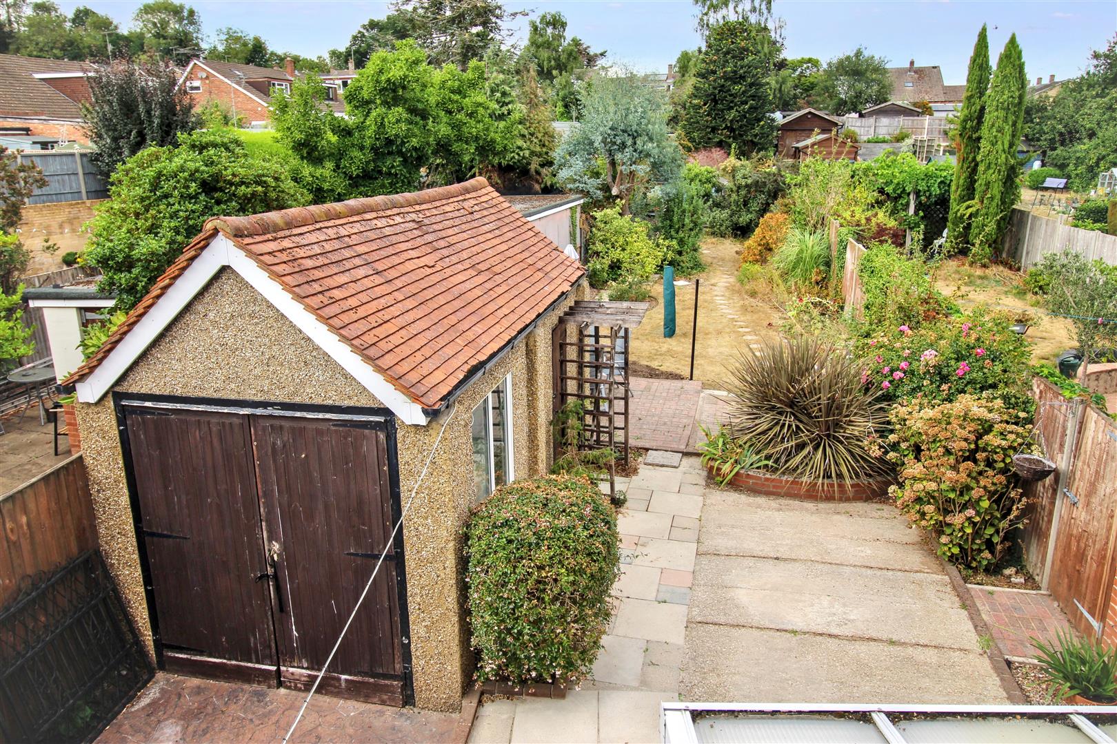 Norcot Road, Tilehurst, Reading